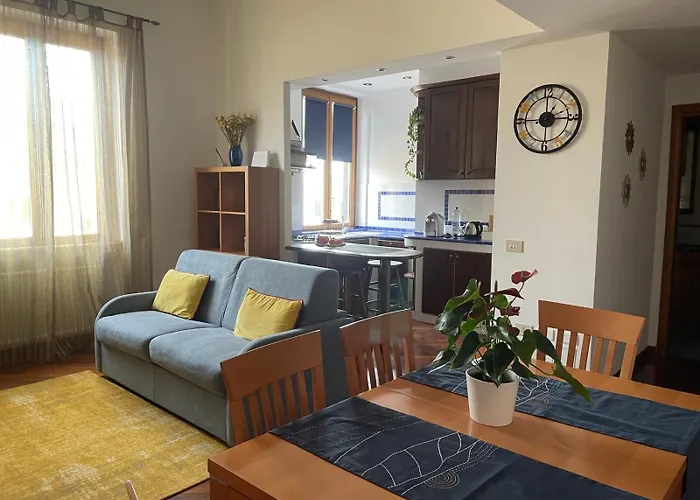 アパート Sun's House ローマ